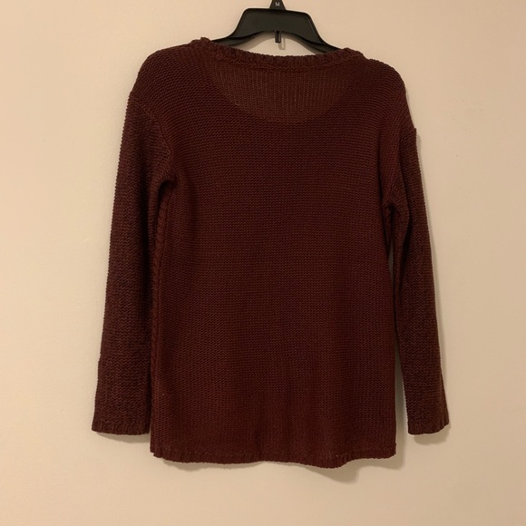 Burgundy tunic style sweater - Picture 3 of 3